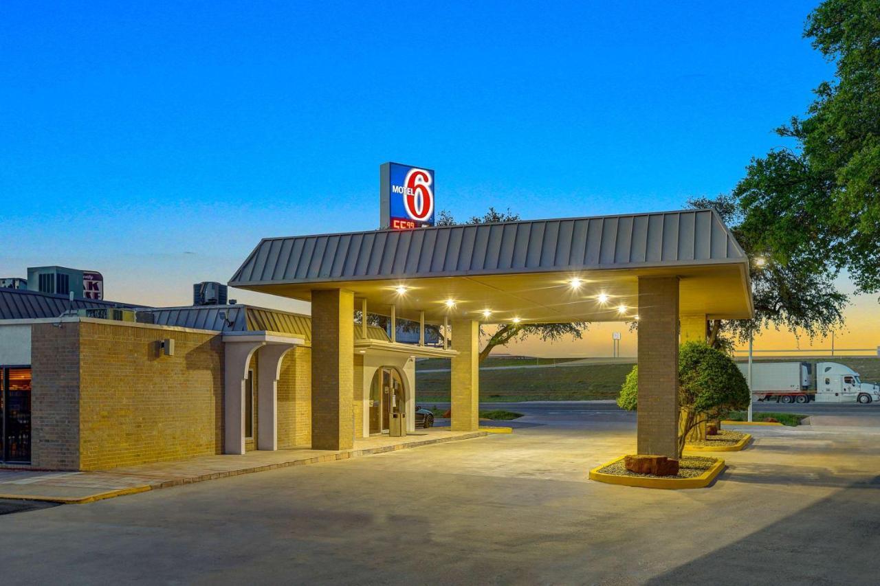 Motel 6-Sonora, Tx Exteriör bild